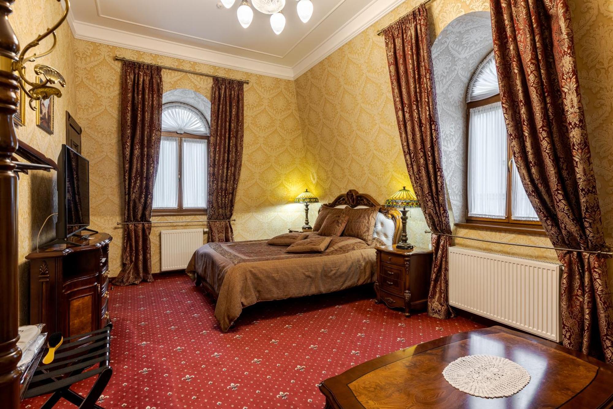 Luxury Boutique Andreevskiy Lviv Ngoại thất bức ảnh