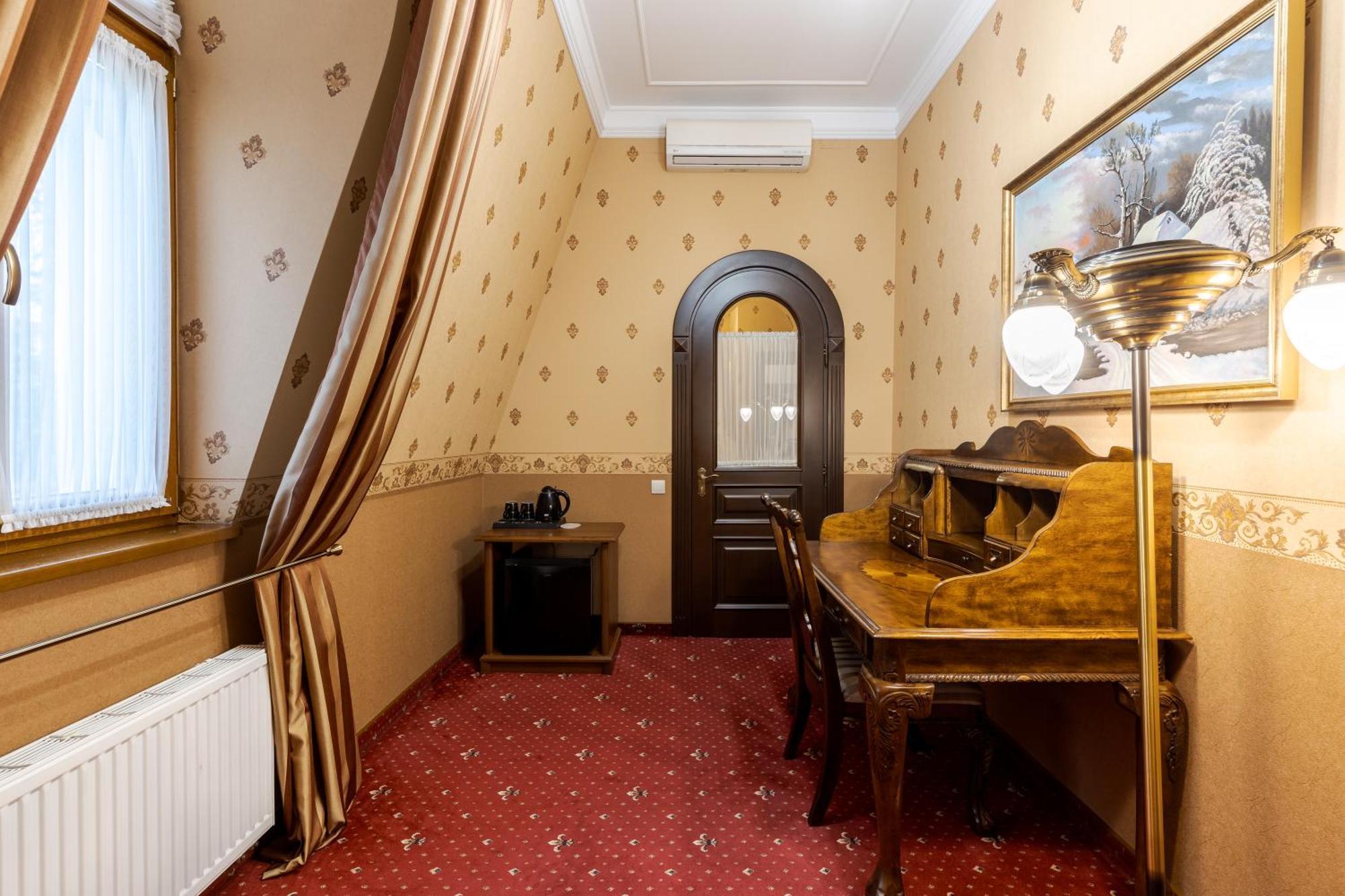 Luxury Boutique Andreevskiy Lviv Ngoại thất bức ảnh