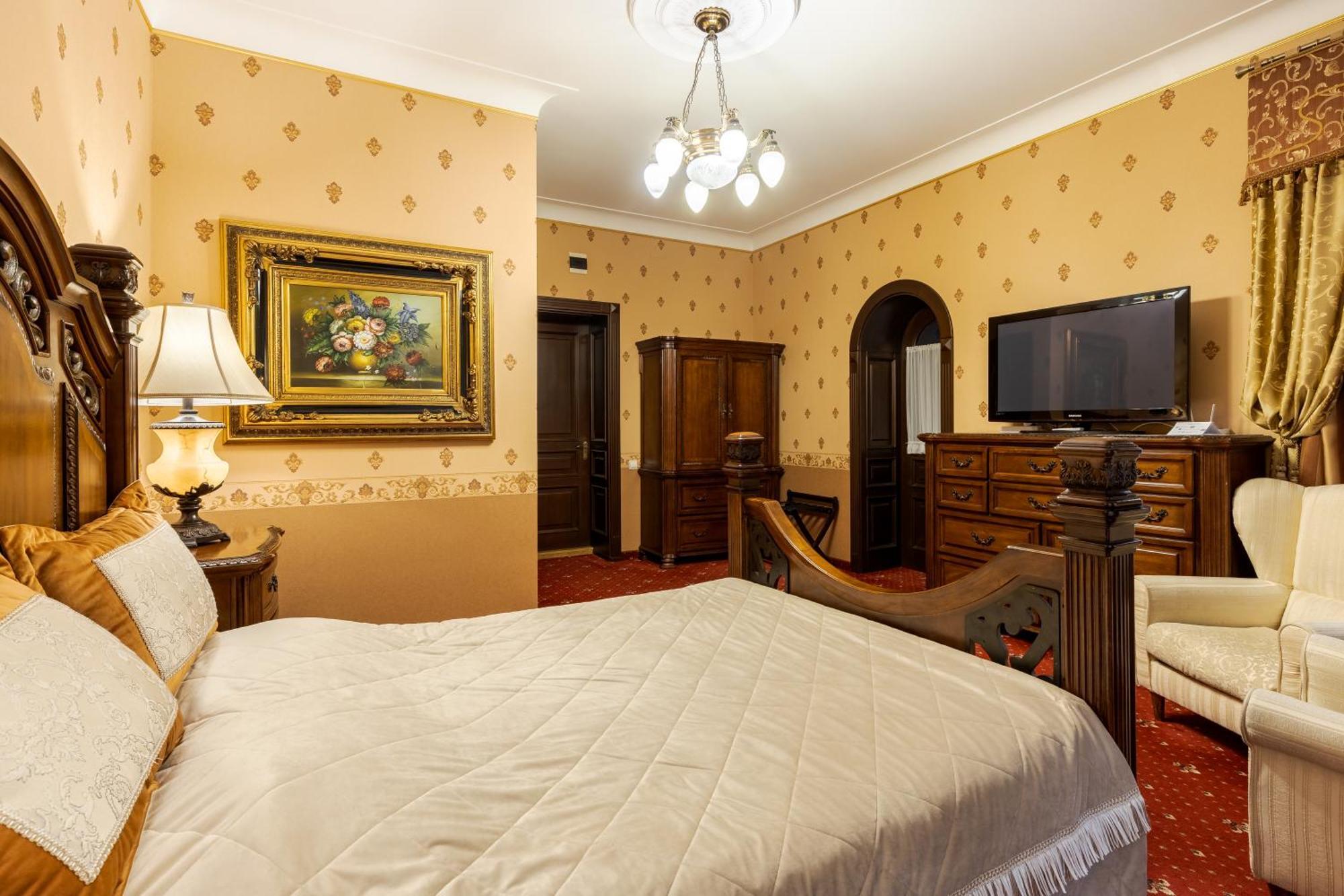 Luxury Boutique Andreevskiy Lviv Ngoại thất bức ảnh