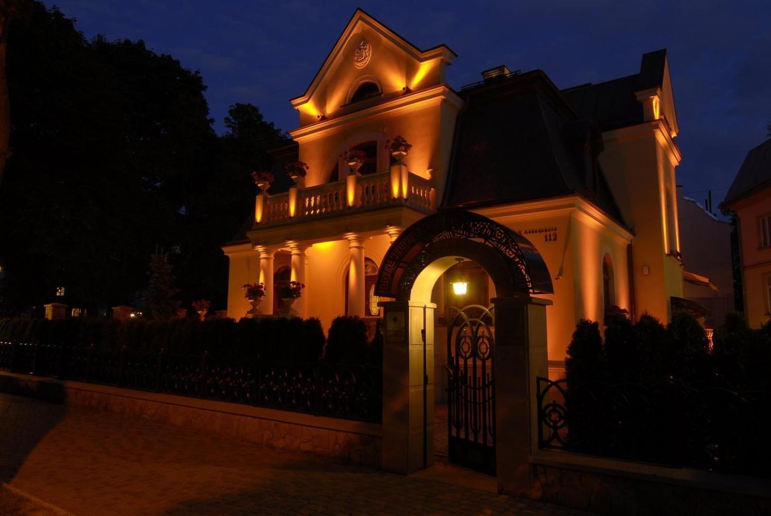 Luxury Boutique Andreevskiy Lviv Ngoại thất bức ảnh