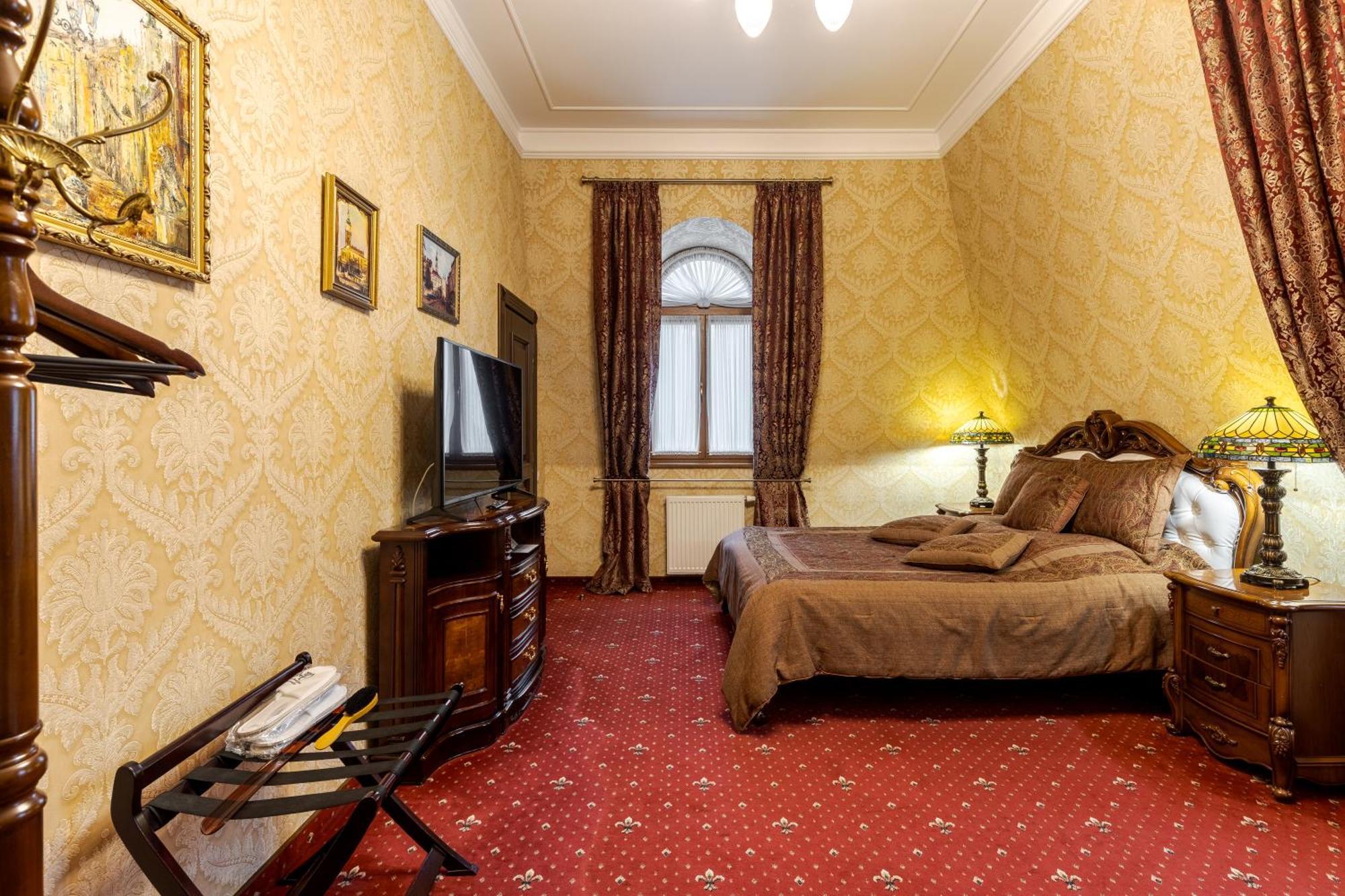 Luxury Boutique Andreevskiy Lviv Ngoại thất bức ảnh